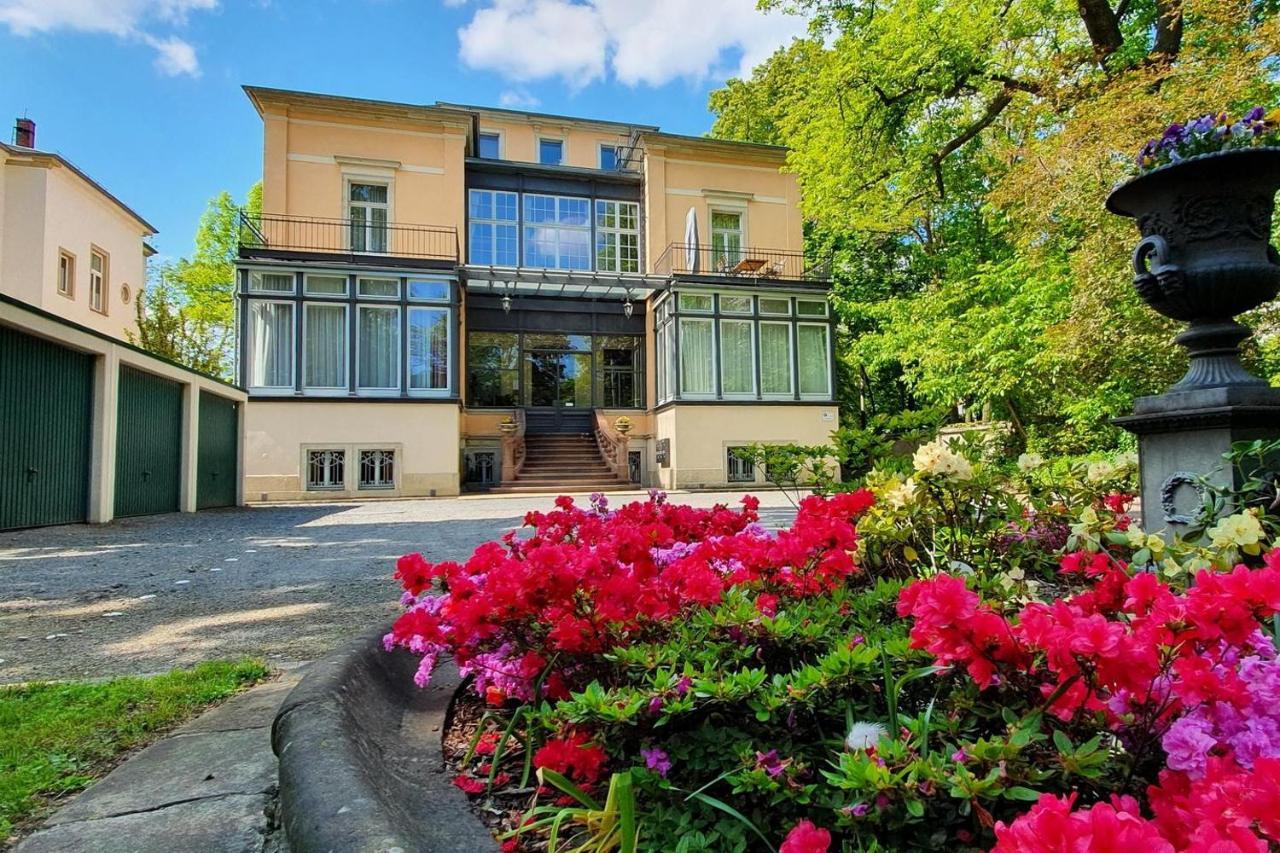 Ferienwohnungen Villa Haniel Julius Dresden Exterior foto