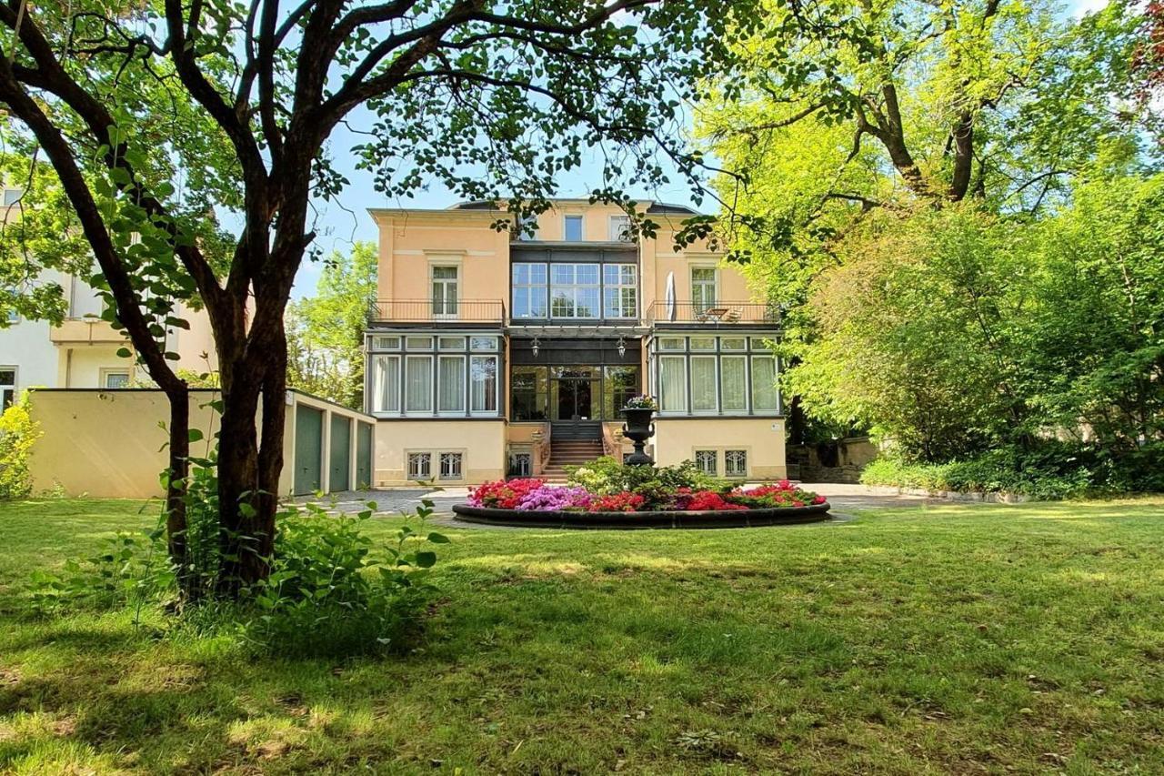 Ferienwohnungen Villa Haniel Julius Dresden Exterior foto